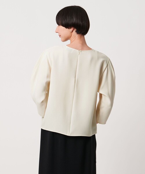 UNITED ARROWS(ユナイテッドアローズ)の「COMFY Tシャツライク ブラウス‐吸水速乾 UVカット ウォッシャブル‐(シャツ/ブラウス・レディース・オフホワイト/ブラック・FREE)」の7枚目の写真