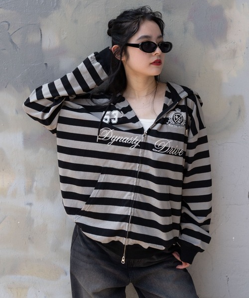 WEGO（ウィゴー）の「WEGO/ナンバリングカットZIPパーカー（パーカー・メンズ・ブラック/杢グレー/グレー系その他5/レッド系その他5・MEDIUM/LARGE）」の3枚目の写真