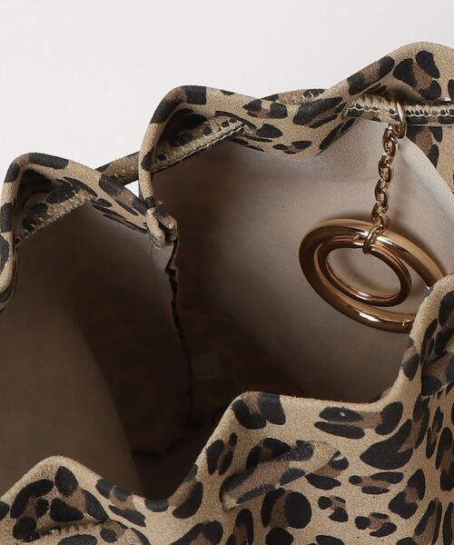 HASHIBAMI（ハシバミ）の「HASHIBAMI/レオパード ボンサック ポシェット（ショルダーバッグ・レディース・その他1・FREE）」の2枚目の写真