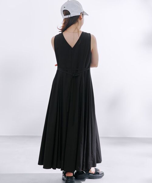 COHINA(コヒナ)の「パネルマチフレアワンピース 【低身長・小柄女性】(ワンピース・レディース・ホワイト/ブラック/レッド・SHORT/REGULAR)」の6枚目の写真