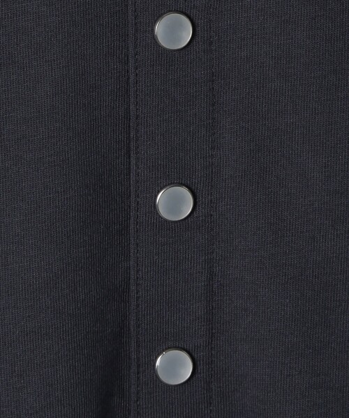 agnes b.(アニエスベー)の「メンズ オーガニックコットン 長袖 カーディガンプレッション(カーディガン/ボレロ・メンズ・グレー系その他・1/2/3)」の4枚目の写真