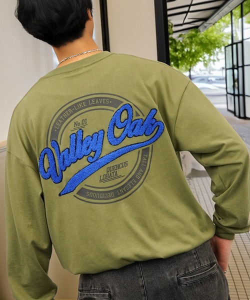 L'atelier（ラトリエ）の「バックプリント グラフィック ロンT サガラ刺繍 ロゴ 長袖 Tシャツ（Tシャツ/カットソー・メンズ・オリーブ系2/ブラック系2/ホワイト系2/ブラック系その他2/ブラック系3/ホワイト系3/ブラック系その他3/ブラウン系3/オリーブ系3・L/M/LL）」の8枚目の写真