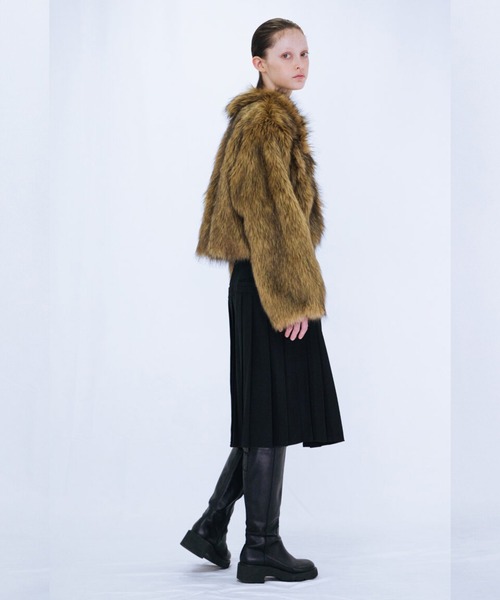 VIAVANDA（ヴィアヴァンダ）の「PLEATED MIDI SKIRT（スカート・レディース・ブラック/グレー・FREE）」の11枚目の写真