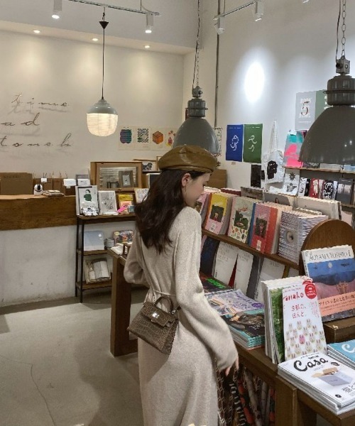 LETee(レティー)の「前開きえり付きニットワンピース(ワンピース・レディース・ブラック/ピンク/ベージュ・FREE)」の4枚目の写真