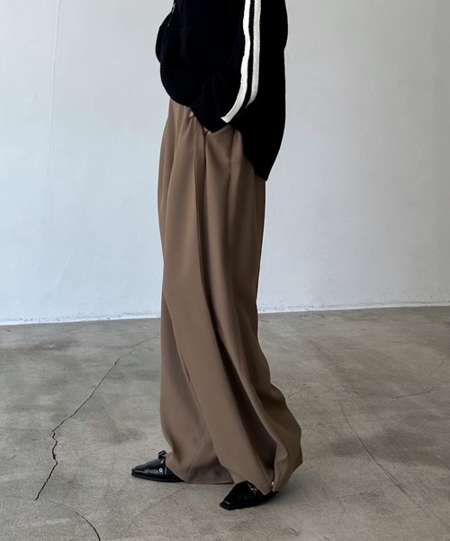 PAGEBOY(ページボーイ)の「Wクロス2WAYパンツ【3color/2size】(スラックス・レディース・ベージュ/ブラック/グレー・SMALL/MEDIUM)」の22枚目の写真