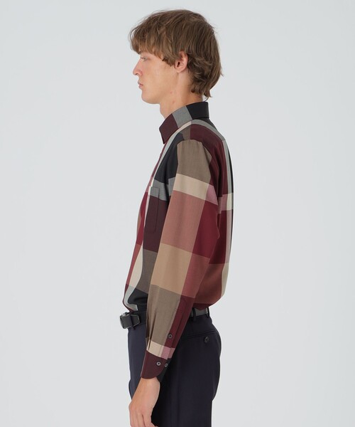 BLACK LABEL CRESTBRIDGE（ブラックレーベル・クレストブリッジ）の「【10th ANNIVERSARY】プレミアムウォッシャブルウールクレストブリッジチェックセミワイドカラーシャツ（シャツ/ブラウス・メンズ・レッド系その他2・S/M/L）」の3枚目の写真