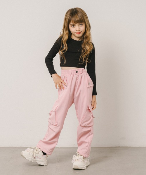 URBAN CHERRY（アーバンチェリー）の「カラーカーゴパンツ（カーゴパンツ・キッズ・パープル/ピンク/ブラック・130cm/140cm/150cm/120cm）」の16枚目の写真