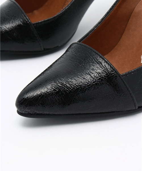 Chico（チコ）の「【who's who Chico】クラッキングパンプス（パンプス・レディース・ブラック/レッド・SMALL/MEDIUM/LARGE）」の6枚目の写真