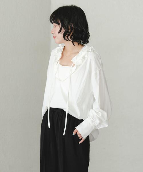 URBAN RESEARCH（アーバンリサーチ）の「frillブラウス（シャツ/ブラウス・レディース・キャメル/ブラック/オフホワイト・FREE）」の10枚目の写真