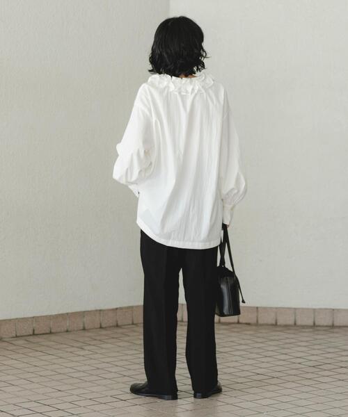 URBAN RESEARCH（アーバンリサーチ）の「frillブラウス（シャツ/ブラウス・レディース・キャメル/ブラック/オフホワイト・FREE）」の11枚目の写真