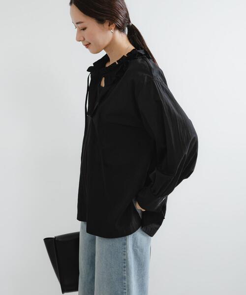 URBAN RESEARCH（アーバンリサーチ）の「frillブラウス（シャツ/ブラウス・レディース・キャメル/ブラック/オフホワイト・FREE）」の17枚目の写真