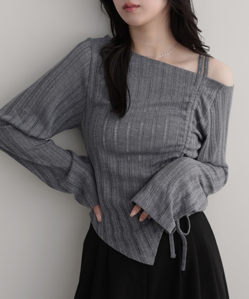 nouvellemoi(ヌーベルモイ)の「ワンオフショルダーギャザーリボントップス(Tシャツ/カットソー・レディース・ブラウン/ブラック/グレー・FREE)」の3枚目の写真