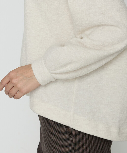 K.T KIYOKO TAKASE（キヨコタカセ）の「ウールブークレー スヌード付きプルオーバー（Tシャツ/カットソー・レディース・キナリ/トップグレー/グレー系その他・9号）」の20枚目の写真