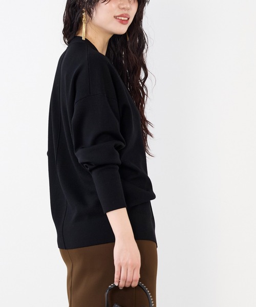 MICA&DEAL(マイカ&ディール)の「Vネックスムースカーディガン〈アンサンブル対応〉(カーディガン/ボレロ・レディース・キャメル/レッド/ブラック/オフホワイト・FREE)」の13枚目の写真