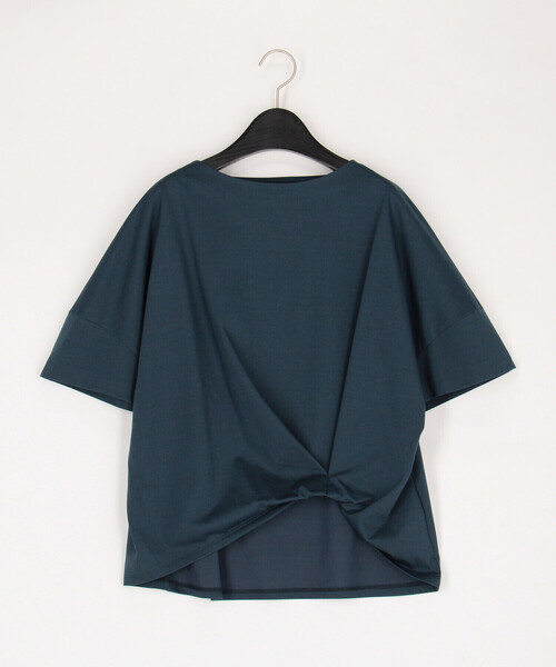 Gabardine K.T(ギャバジンケーティー)の「プレーティング天竺 ワンタックプルオーバー(Tシャツ/カットソー・レディース・ブラック/ライトグレー/ホワイト/ブルー/カーキ・9号)」の5枚目の写真