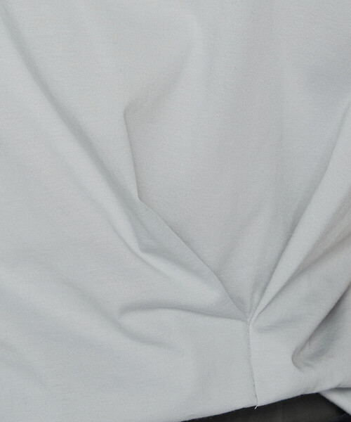 Gabardine K.T(ギャバジンケーティー)の「プレーティング天竺 ワンタックプルオーバー(Tシャツ/カットソー・レディース・ブラック/ライトグレー/ホワイト/ブルー/カーキ・9号)」の22枚目の写真