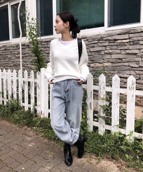 UNE MANSION(ユヌマンション)の「ふわふわアンゴラベーシックvネックニット(ニット/セーター・レディース・グレー/アイボリー/ブルー系その他/レッド/ピンク・FREE)」の6枚目の写真