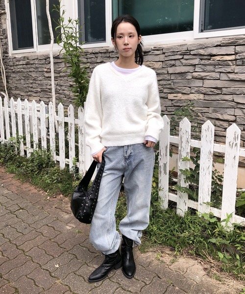 UNE MANSION(ユヌマンション)の「ふわふわアンゴラベーシックvネックニット(ニット/セーター・レディース・グレー/アイボリー/ブルー系その他/レッド/ピンク・FREE)」の8枚目の写真