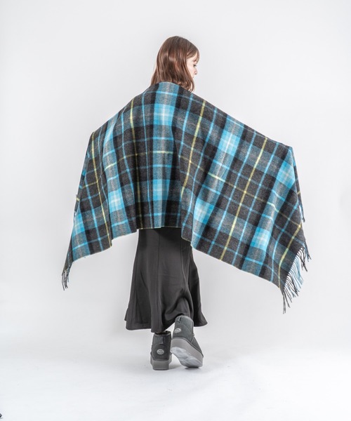 TWEED MILL（ツイードミル）の「【TWEEDMILL】大判ストール　ウール　チェック　70x190cm　イギリス製（マフラー・レディース・グレー/クリーム/ブルー/ブラック×ブルー/ブラック/チェック/ブルー系その他/ブラック×グレー/ブラウン系その他・FREE）」の21枚目の写真