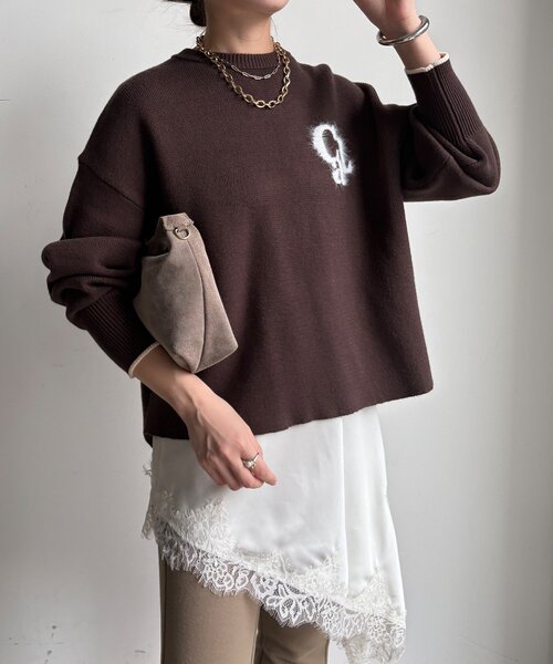 DouDou（ドゥドゥ）の「【新色追加/WEB限定】フェザーロゴニット（ニット/セーター・レディース・ネイビー/ダークグレー/オフホワイト/ブラウン・FREE）」の9枚目の写真