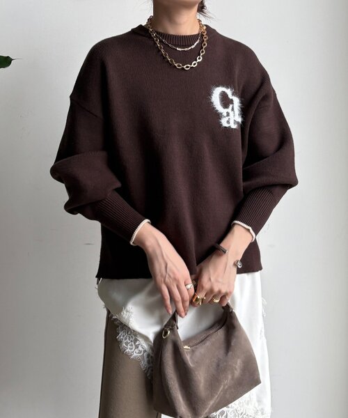 DouDou（ドゥドゥ）の「【新色追加/WEB限定】フェザーロゴニット（ニット/セーター・レディース・ネイビー/ダークグレー/オフホワイト/ブラウン・FREE）」の10枚目の写真