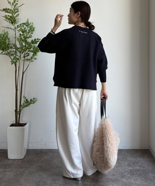 DouDou（ドゥドゥ）の「【新色追加/WEB限定】フェザーロゴニット（ニット/セーター・レディース・ネイビー/ダークグレー/オフホワイト/ブラウン・FREE）」の18枚目の写真