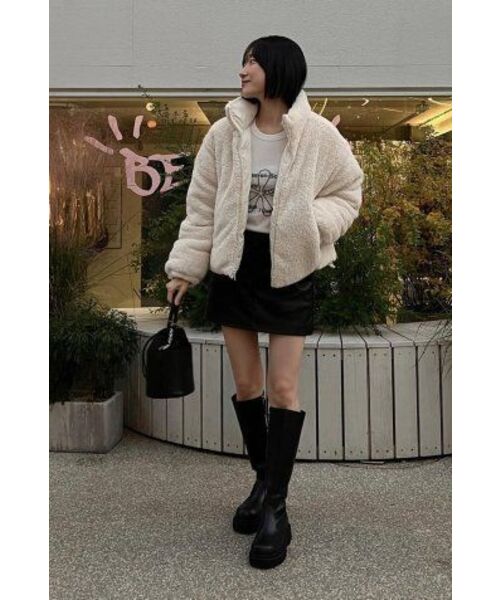 MUSINSA STANDARD WOMAN（ムシンサスタンダードウーマン）の「ウィメンズデイリープファーリバーシブルフリースショートパディングジャケット[クリーム/クリーム]（ダウンジャケット/コート・レディース・その他・SMALL/MEDIUM/LARGE/X-SMALL）」の6枚目の写真