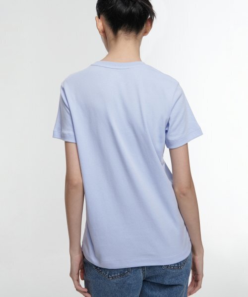 MUSINSA STANDARD WOMAN（ムシンサスタンダードウーマン）の「ウィメンズベーシッククルーネックTシャツ[セレニティブルー]（Tシャツ/カットソー・レディース・その他・SMALL/MEDIUM/X-SMALL）」の2枚目の写真