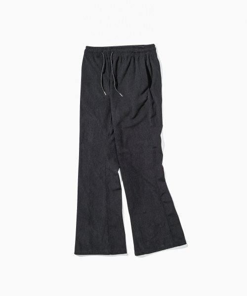TRIP LE SENS(トリップ ル センス)の「コーデュロイトレーニングセミブーツカットパンツ(ウィメンズ)_クリームアイボリー(スウェットパンツ・レディース・その他・SMALL/MEDIUM)」の4枚目の写真