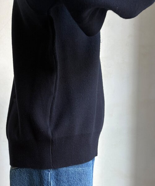DouDou(ドゥドゥ)の「【WEB限定】パールロゴニットトップス(ニット/セーター・レディース・ネイビー/ブラック/アイボリー・FREE)」の21枚目の写真