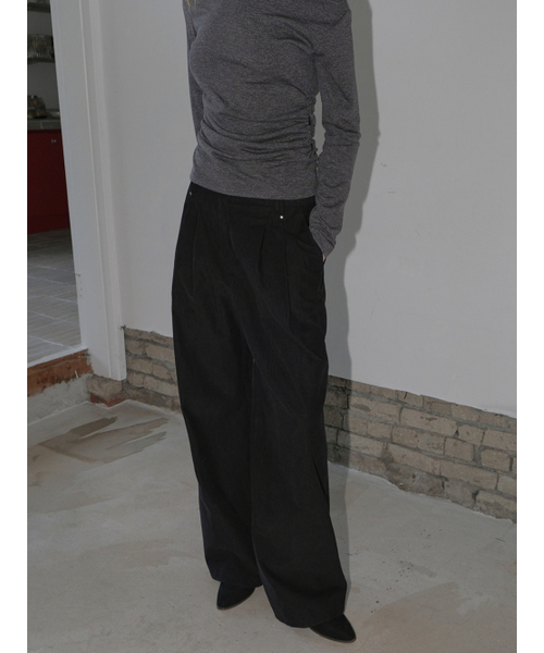 ETMON(エトモン)の「Double Belt Pintuck Pants, Black(その他パンツ・レディース・その他・SMALL/MEDIUM)」の3枚目の写真