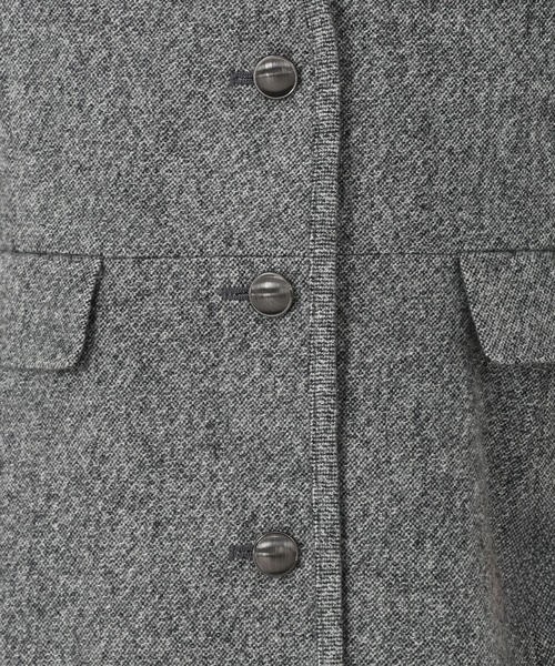 STRAWBERRY-FIELDS(ストロベリーフィールズ)の「ホームスパンラメツイード_Vネックジレ(その他アウター・レディース・ブラック・2)」の8枚目の写真