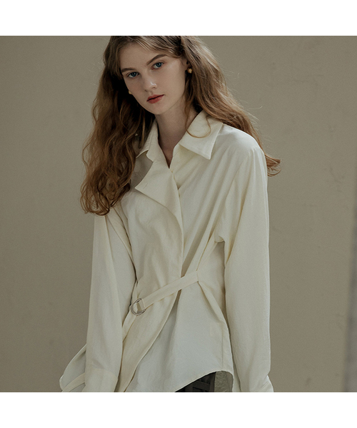 MAYVERU(メイバーユー)の「Dakota Belt Blouse _ Ivory(シャツ/ブラウス・レディース・アイボリー・F)」の1枚目の写真
