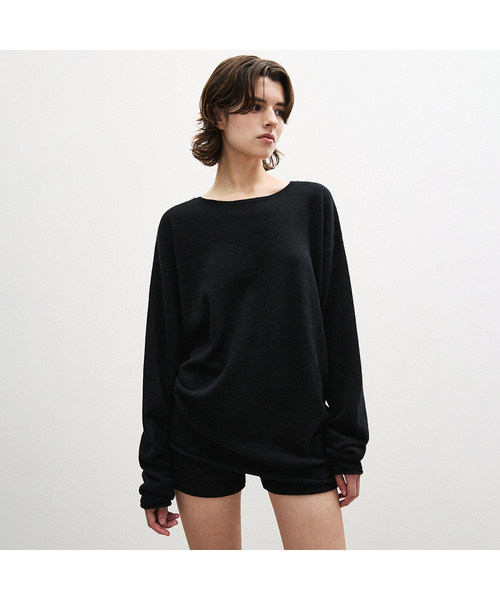 SUARE WOMEN（スアレウーマン）の「(ウィメンズ)カシミヤウールオーバーサイズスリーブニット - 4カラー（ニット/セーター・レディース・ブラック/ライトブルー/アイボリー/シルバー・FREE）」の2枚目の写真