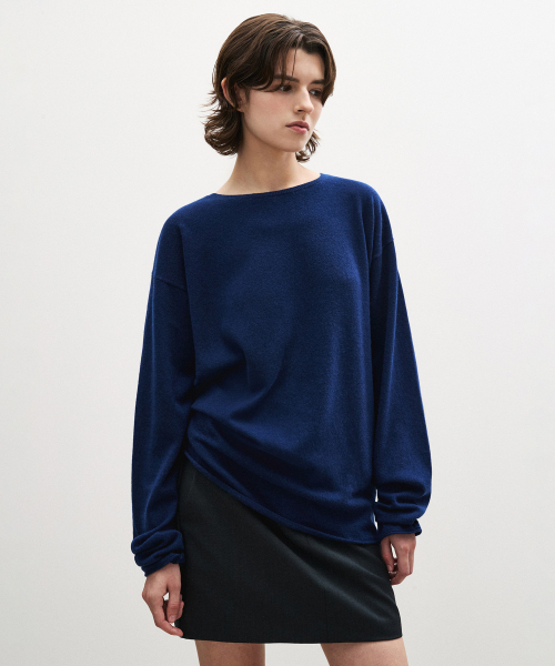 SUARE WOMEN（スアレウーマン）の「(ウィメンズ)カシミヤウールオーバーサイズスリーブニット - 4カラー（ニット/セーター・レディース・ブラック/ライトブルー/アイボリー/シルバー・FREE）」の6枚目の写真