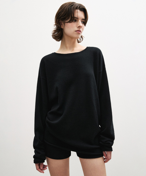 SUARE WOMEN（スアレウーマン）の「(ウィメンズ)カシミヤウールオーバーサイズスリーブニット - 4カラー（ニット/セーター・レディース・ブラック/ライトブルー/アイボリー/シルバー・FREE）」の8枚目の写真