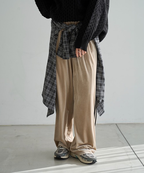 meilmada（メイルマダ）の「サイドラインベロアトラックパンツ（スラックス・レディース・ブラック/ベージュ・FREE）」の15枚目の写真
