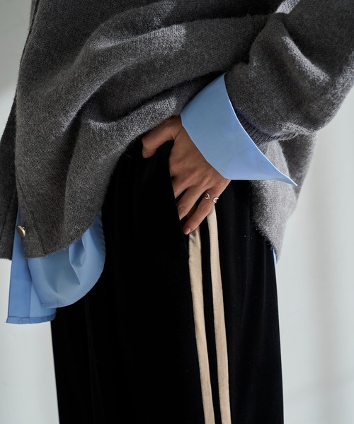 meilmada（メイルマダ）の「サイドラインベロアトラックパンツ（スラックス・レディース・ブラック/ベージュ・FREE）」の6枚目の写真