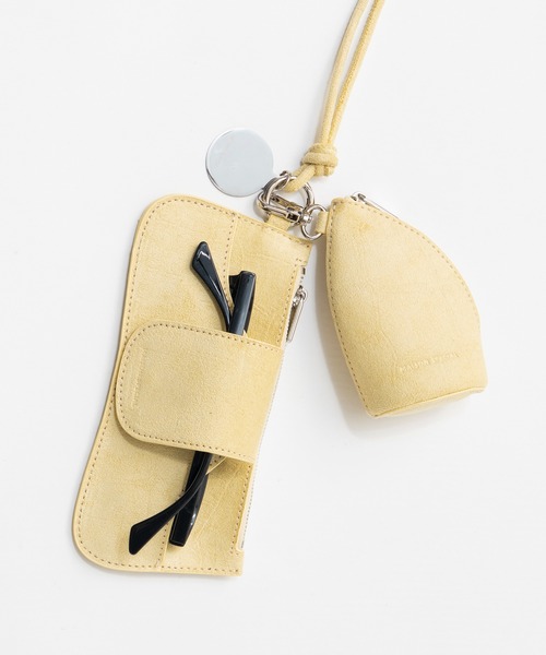 MAISON SPECIAL(メゾンスペシャル)の「Sunglasses Multi-Case Smartphone Holder/サングラスマルチケーススマホホルダー(スマホケース/カバー・レディース・ライム/ピンク/イエロー/シルバー/ブラック・FREE)」の6枚目の写真
