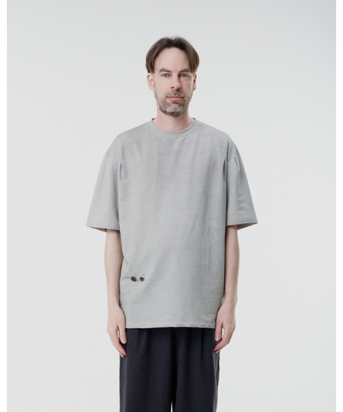 WHYSOCEREALZ(ワイソー シリアルズ)の「136,000won T-shirt - light grey(Tシャツ/カットソー・メンズ・その他・MEDIUM/LARGE/X-LARGE)」の1枚目の写真