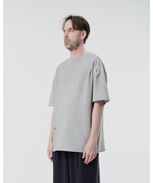 WHYSOCEREALZ(ワイソー シリアルズ)の「136,000won T-shirt - light grey(Tシャツ/カットソー・メンズ・その他・MEDIUM/LARGE/X-LARGE)」の2枚目の写真