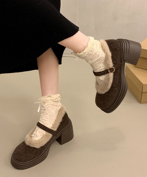 Lace Ladies（レースレディース）の「ウール調 ファー ストラップ ヒール パンプス（パンプス・レディース・ブラック/ブラウン・22.5cm/23cm/23.5cm/24cm/24.5cm）」の8枚目の写真