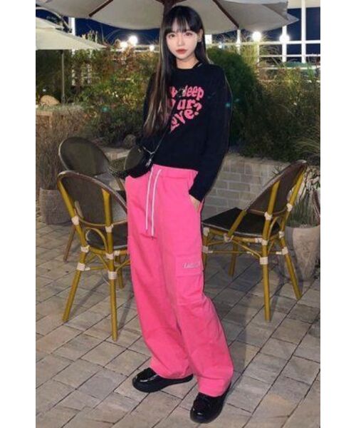 LULUCHOU(ルルシュ)の「Stitch Cargo Pants - HOT PINK(その他パンツ・レディース・その他・FREE)」の8枚目の写真
