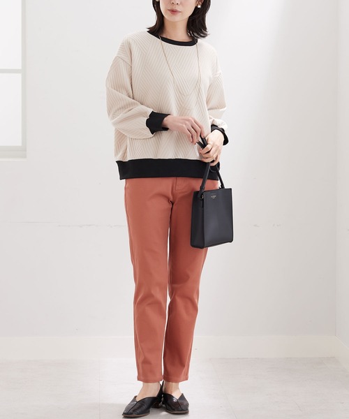 BELLUNA PLUS（ベルーナ）の「幾何柄ジャカード配色リブプルオーバー（Tシャツ/カットソー・レディース・アイボリー/カーキ/セージグリーン/ネイビー・MEDIUM/LARGE/X-LARGE）」の5枚目の写真