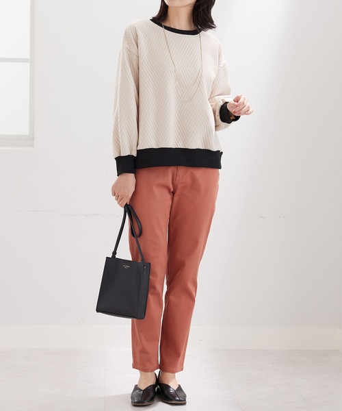 BELLUNA PLUS（ベルーナ）の「幾何柄ジャカード配色リブプルオーバー（Tシャツ/カットソー・レディース・アイボリー/カーキ/セージグリーン/ネイビー・MEDIUM/LARGE/X-LARGE）」の7枚目の写真