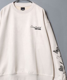 ANPAS（アンパス）の「Faux suede sweatshirt featuring sleeve embroidery / フェイクスエード 袖刺繍 スウェットトレーナー メンズ レディース ユニセックス（スウェット）」
