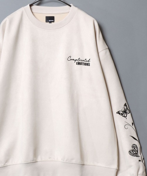 ANPAS(アンパス)の「Faux suede sweatshirt featuring sleeve embroidery / フェイクスエード 袖刺繍 スウェットトレーナー メンズ レディース ユニセックス(スウェット・メンズ・チャコール/アイボリー/ネイビー・L/M)」の1枚目の写真