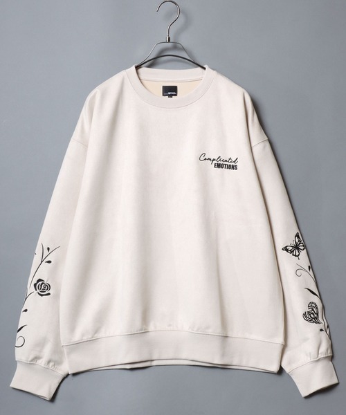 ANPAS(アンパス)の「Faux suede sweatshirt featuring sleeve embroidery / フェイクスエード 袖刺繍 スウェットトレーナー メンズ レディース ユニセックス(スウェット・メンズ・チャコール/アイボリー/ネイビー・L/M)」の4枚目の写真