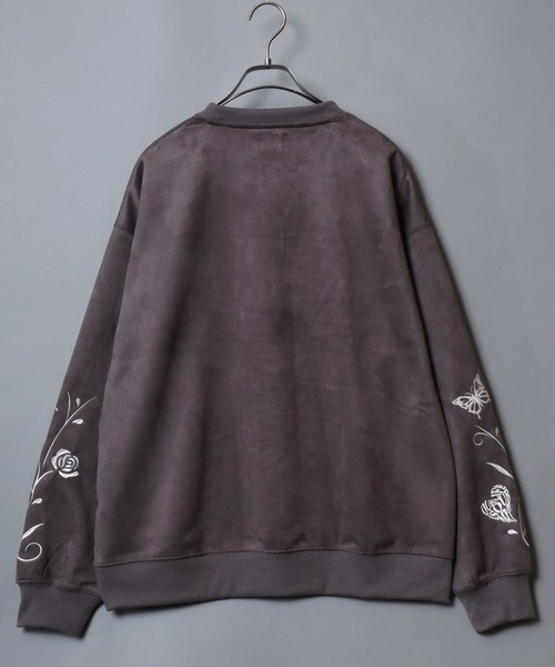 ANPAS(アンパス)の「Faux suede sweatshirt featuring sleeve embroidery / フェイクスエード 袖刺繍 スウェットトレーナー メンズ レディース ユニセックス(スウェット・メンズ・チャコール/アイボリー/ネイビー・L/M)」の8枚目の写真