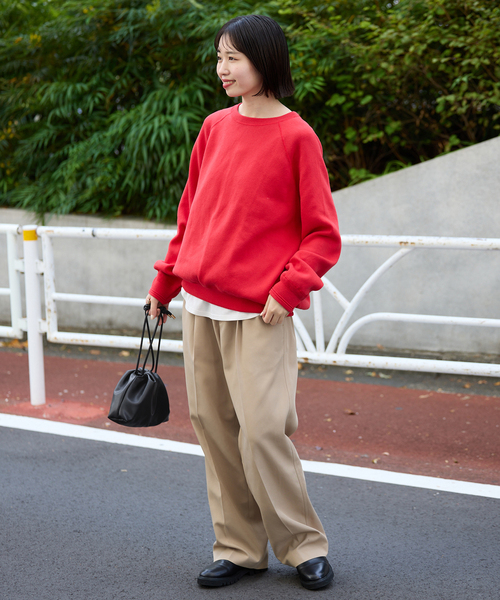 SLOBE IENA（スローブイエナ）の「《追加》SLOBE 3WAY スムース巾着バッグ（クラッチバッグ・レディース・レッド/ベージュ系その他/ブラック・FREE）」の19枚目の写真